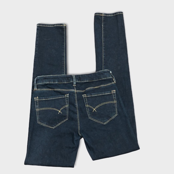 Bullhead Size 5 Mid Rise Skinny Jeans - Picture 2 of 9